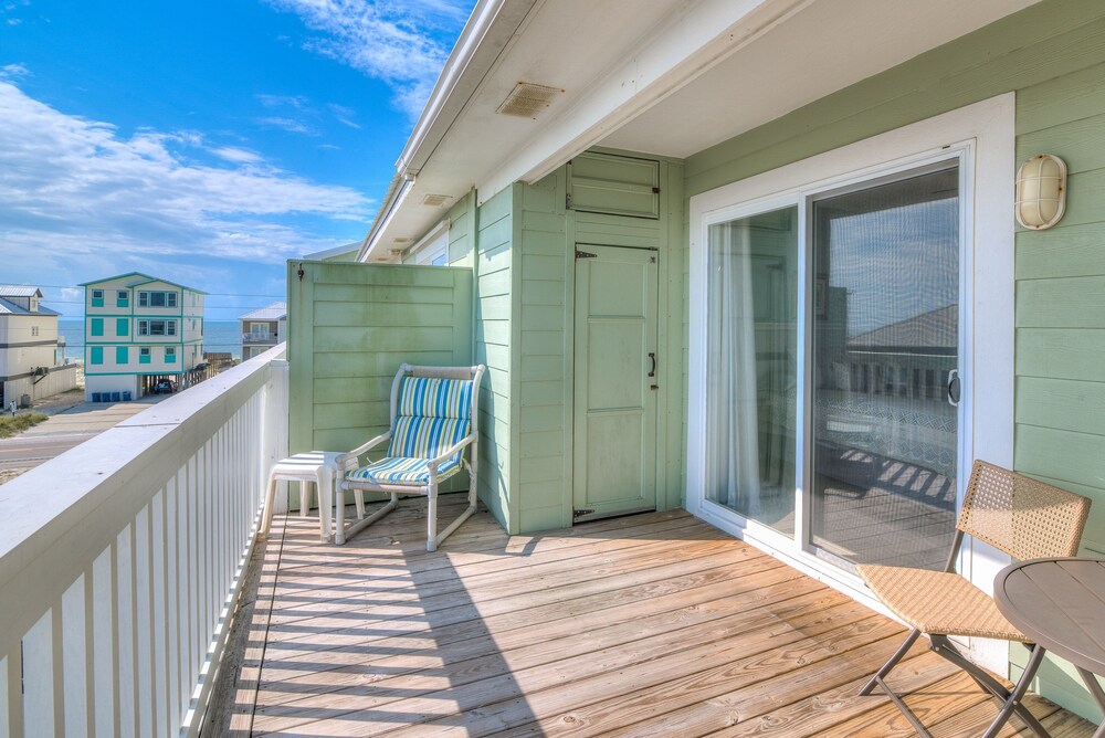 Lagoon Landing 305 1 Bedroom Condo by RedAwning view 2