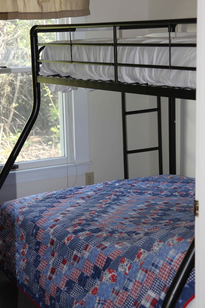 Drakes Island Resort - Property Image 27