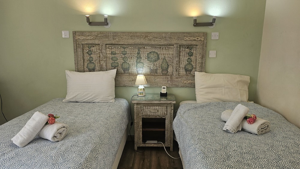116 NIC 303 - Stay Vintage Central Suites