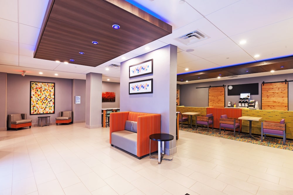 Holiday Inn Express & Suites Perryton by IHG