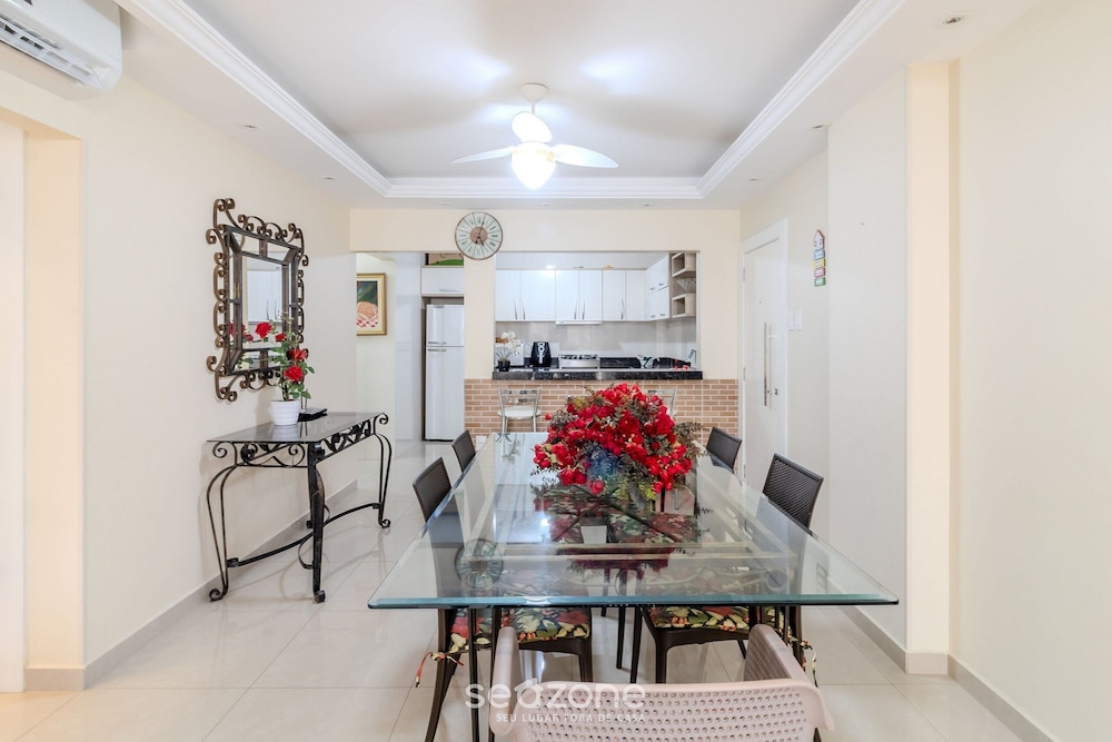 2BR Full apt Beachfront Ese0102