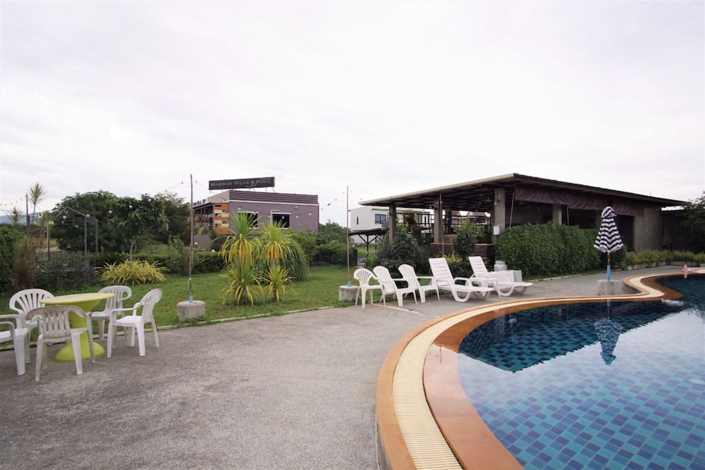 Maerim Villa & Pool