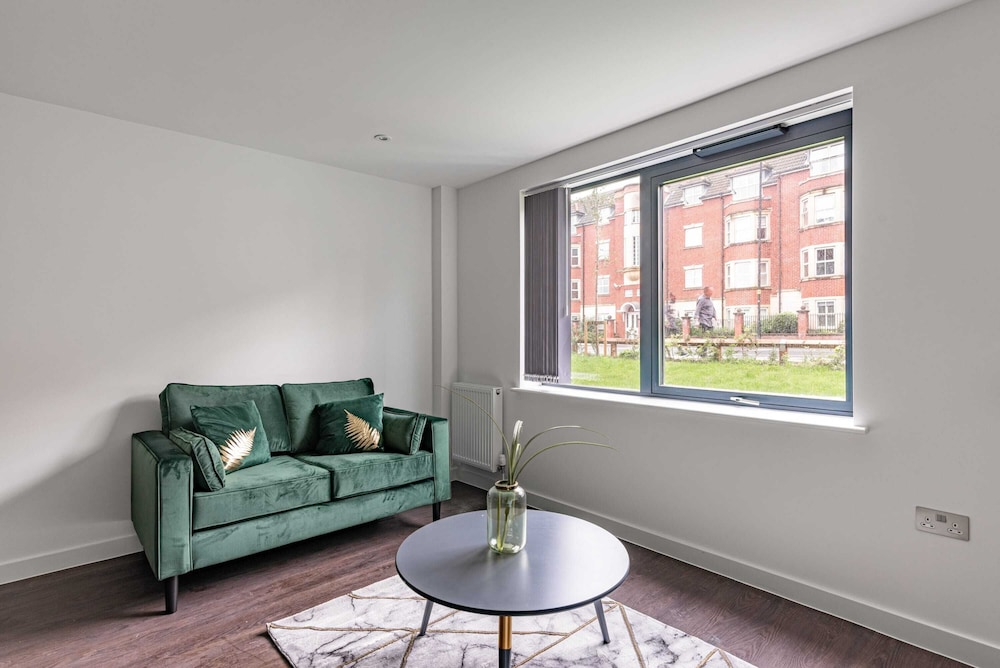 Amazing 2 bed Apartment in York Centre view 4