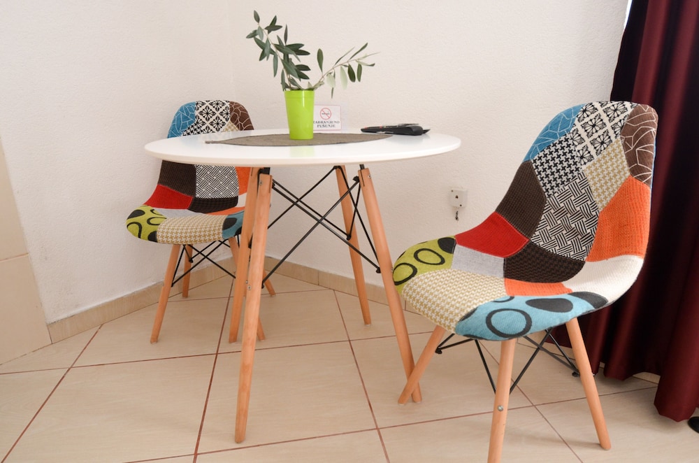 Hotel Apartments Tea Kotor - Image 1