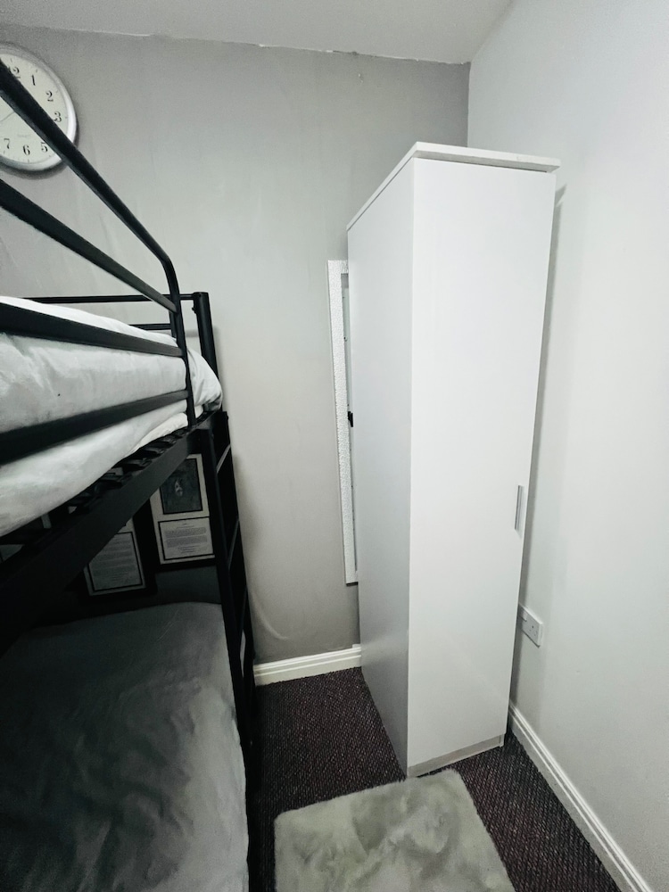 3bedroom- Near to Station-private Garden-wifi