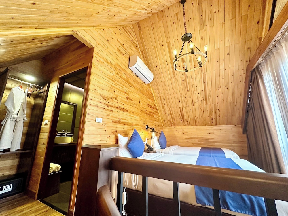 SAPA PINE HILL ECOLODGE