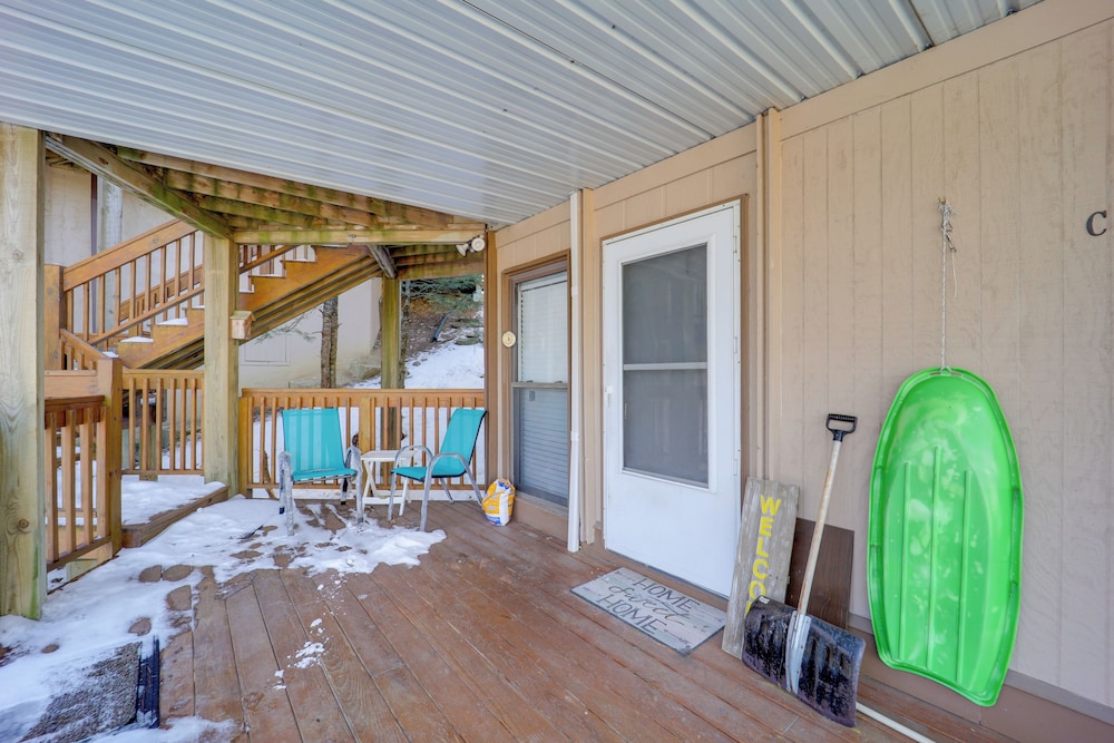 Ski, Hike & More: Beech Mountain Getaway!