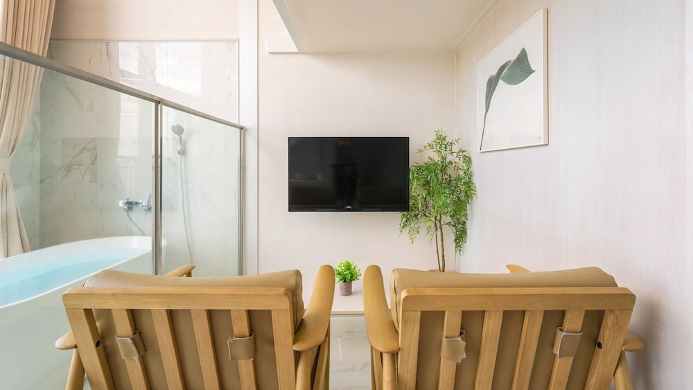 Yeosu Sorrr Spa Oceanview Pension
