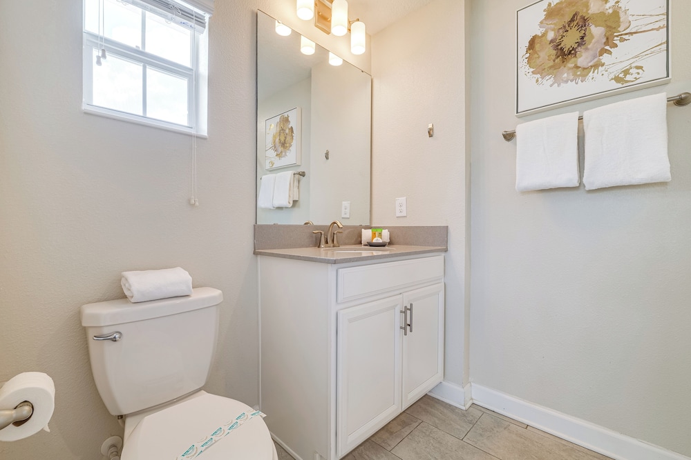Family Oasis in Championsgate: Private Pool!