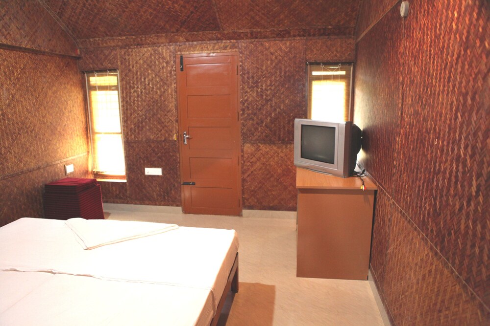 Savithri Inn