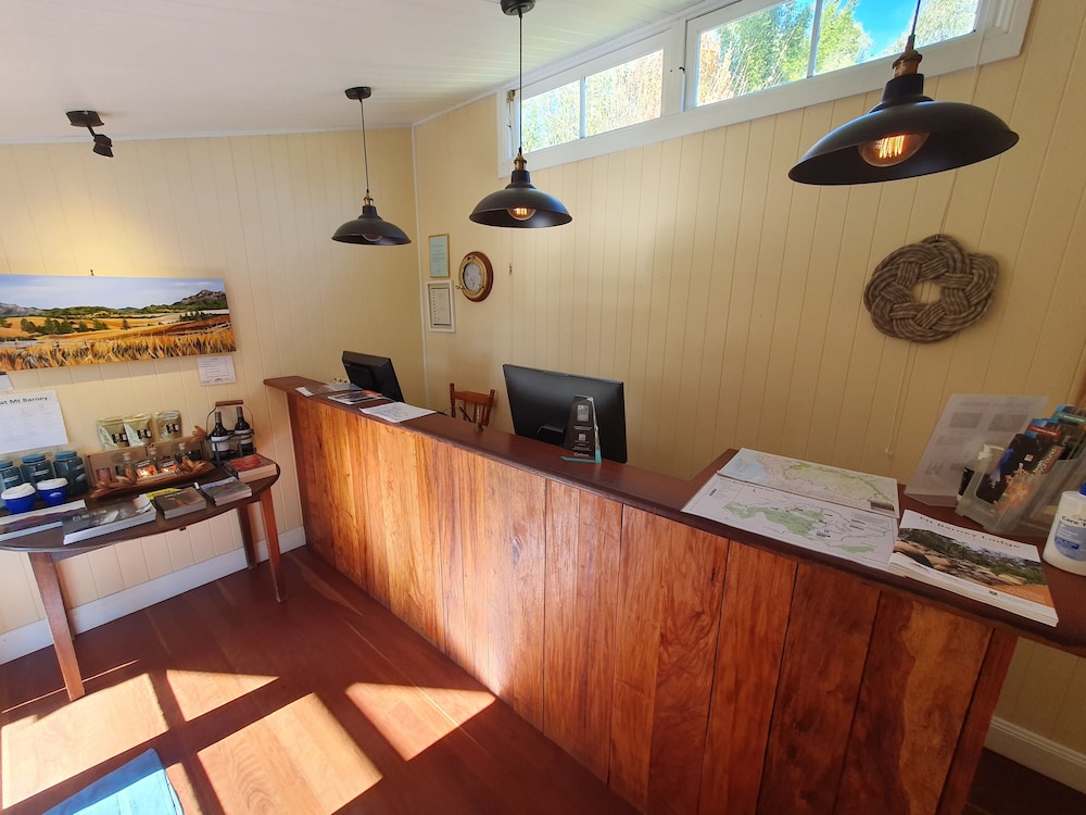 Mt Barney Lodge Country Retreat view 2