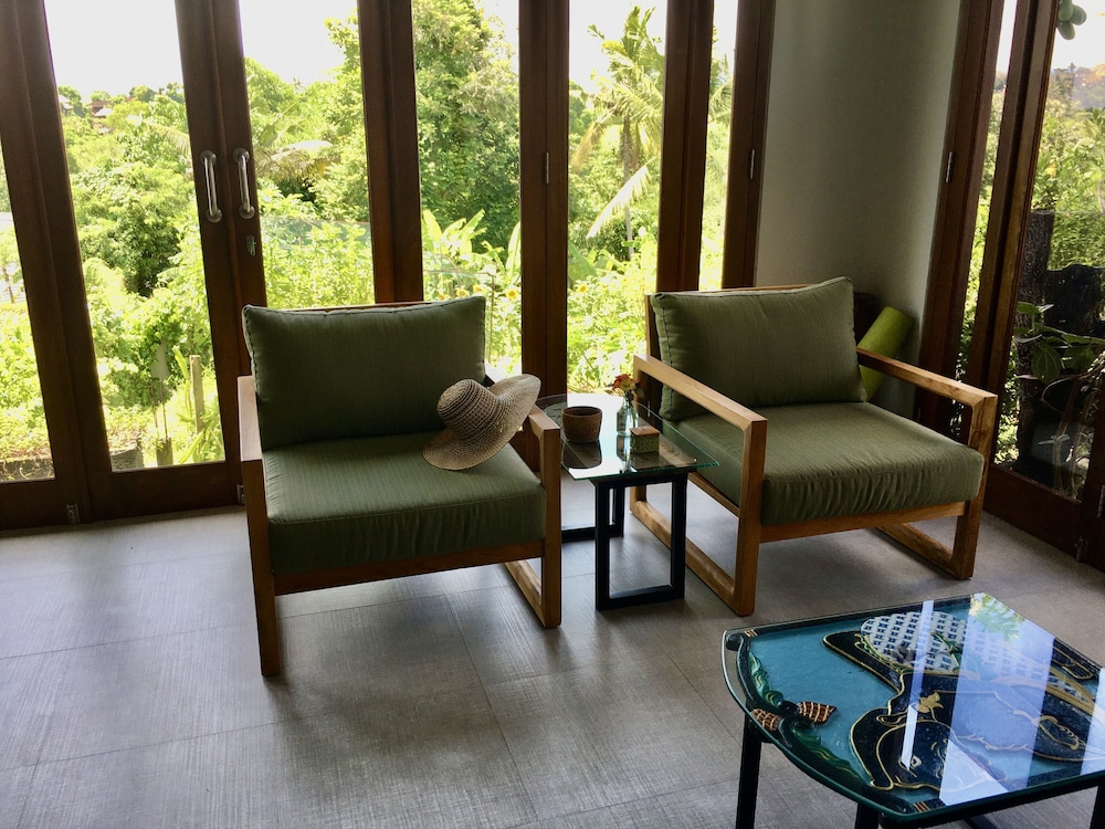 Lebah Villas