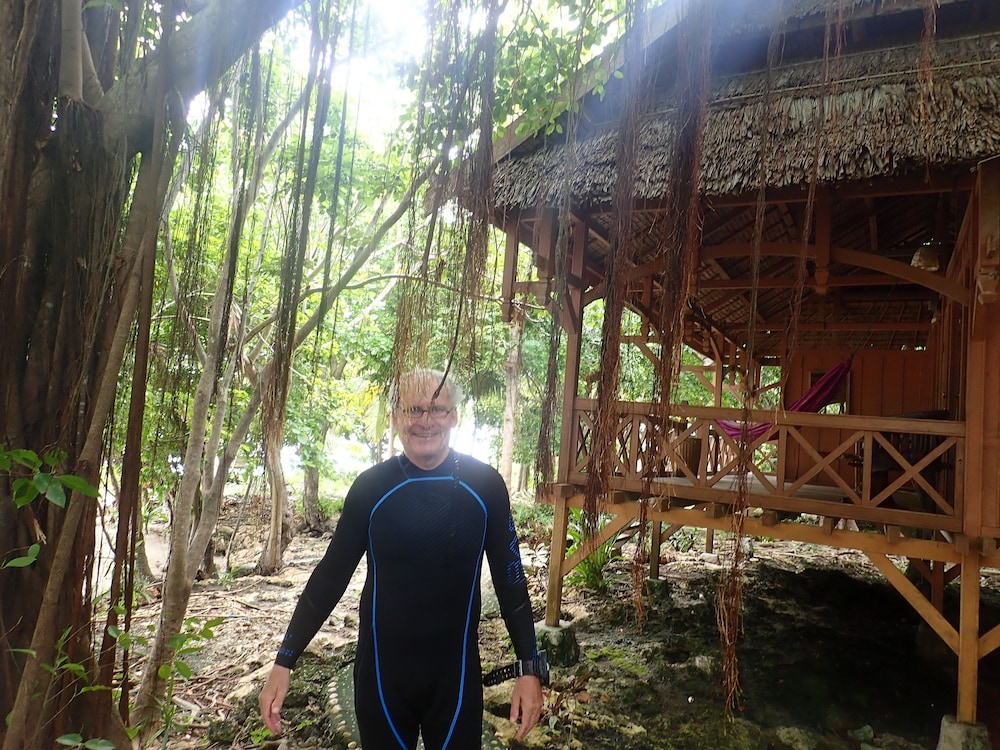 Hoga Island Dive Resort Wakatobi