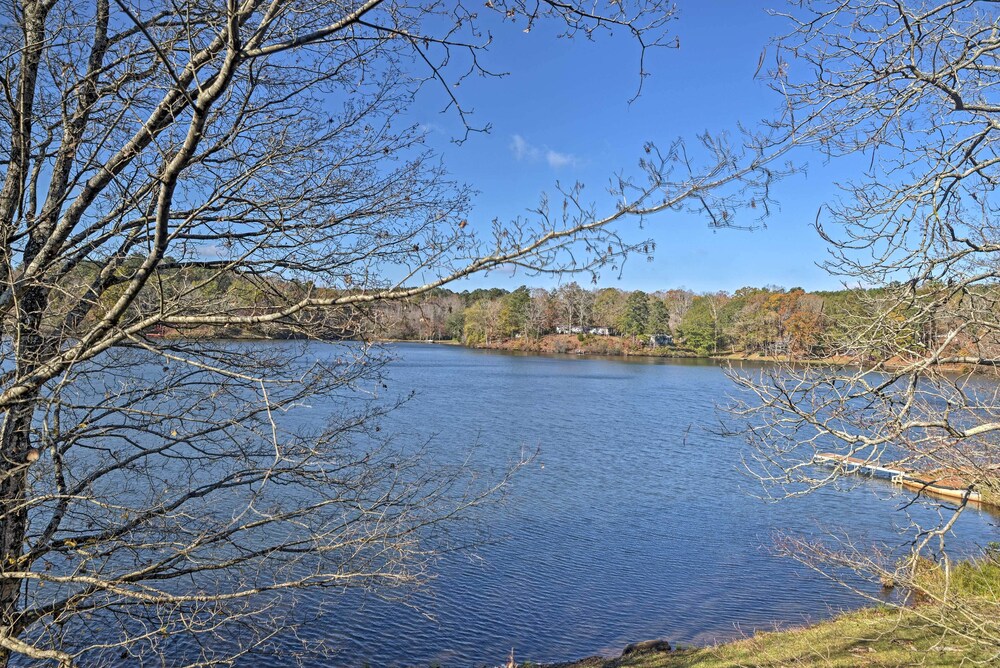 Lakefront Delta Cottage w/ Views, Canoe Dock! - Property Image 7