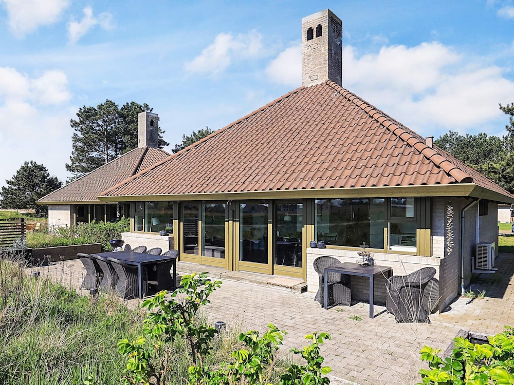 6 Person Holiday Home on a Holiday Park in Karrebaeksminde