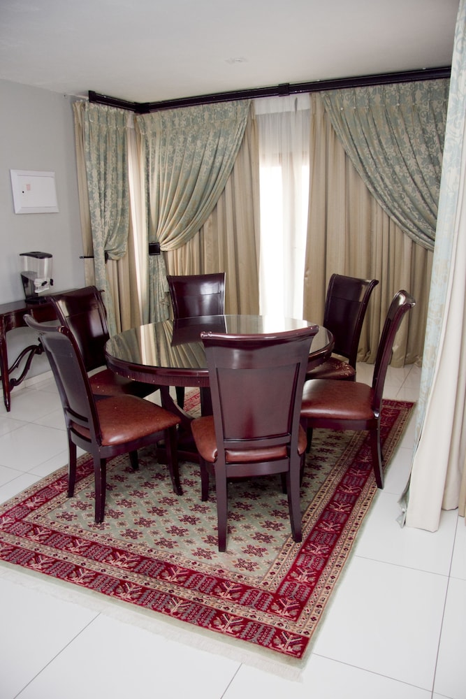 Dakarai B&B