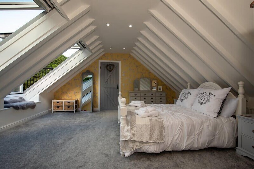Host Stay Millfield Cottage view 5