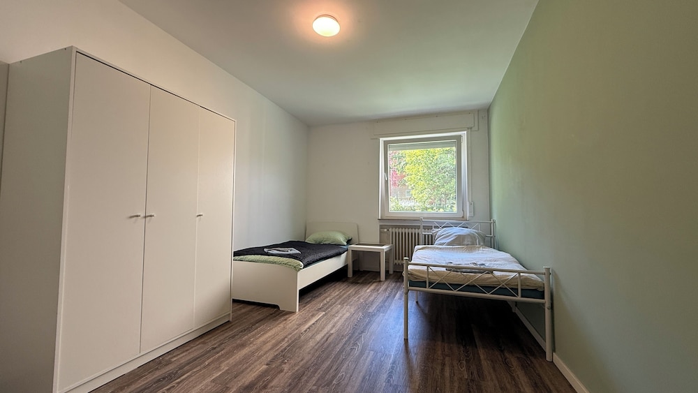Three Bedroom Comfort Apartment Maintal