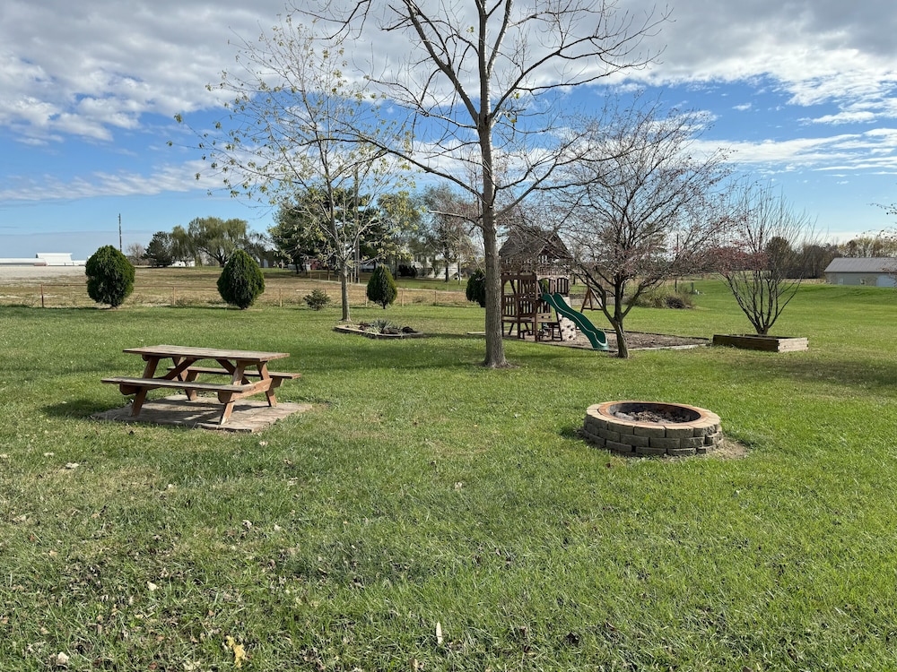 Heritage Homestead Inn view 3
