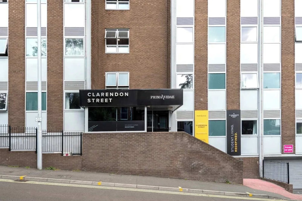Student Only Clarendon Street