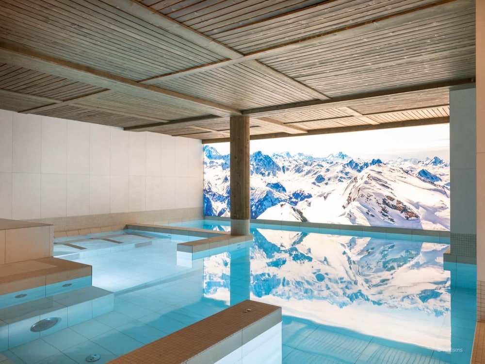Apartment in Fornelet With Ski-in/ski-out Access