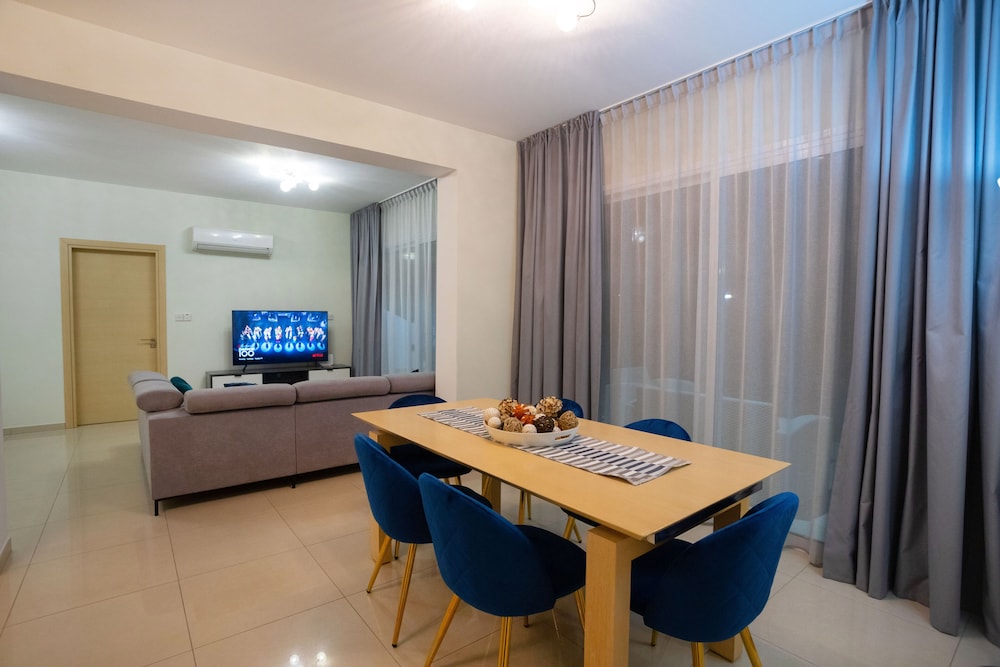 Limassol Vacations - Bay View Gardens Apartments with Pool - Property Image 67