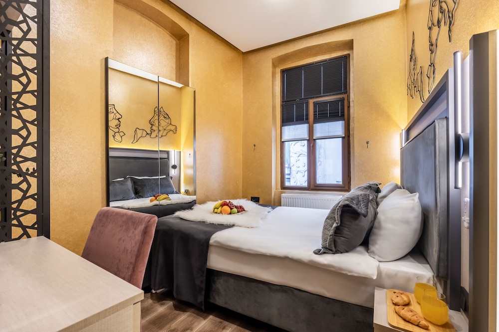 Taksim Terrapia Hotel - Image 22