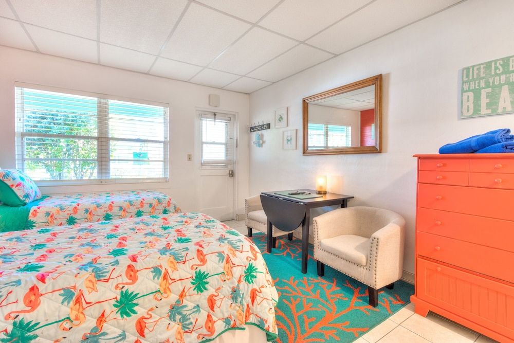Tropic Terrace #24 - Beachfront Rental 1 Bedroom Condo by RedAwning view 2