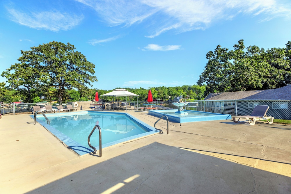 Bass Point Bliss - Resort Rental on Lake of the Ozarks Shoreline