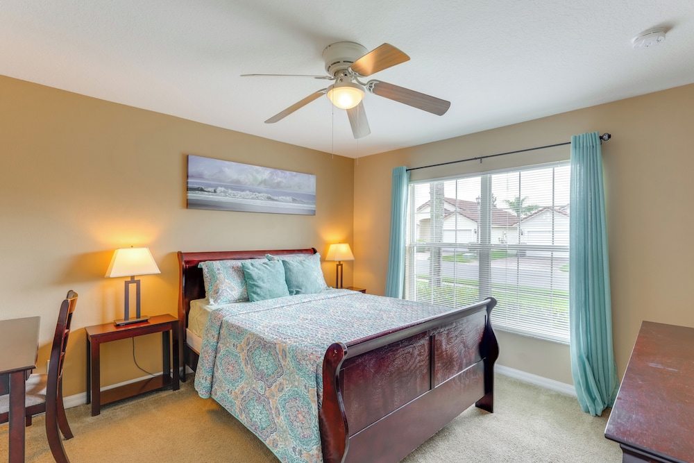 10 Mi to Wdw: Home w/ Themed Rooms, Pool & Lanai