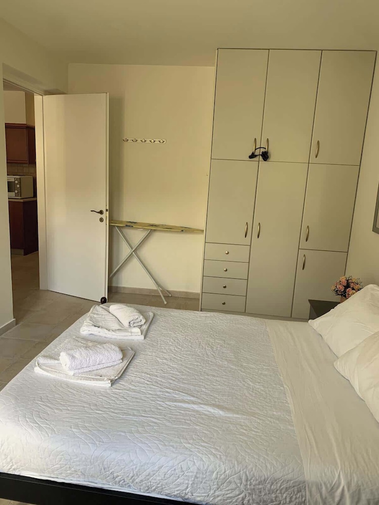Cassiopeia 2-Beds Lower on Beach w Pool