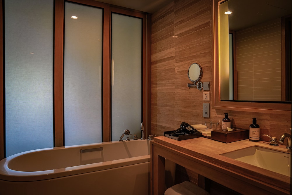 Dusit Thani Krabi Beach Resort 50
