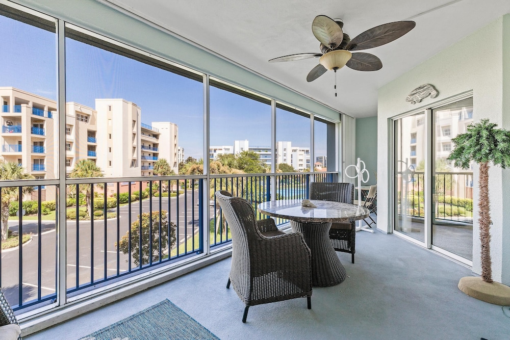 Oceanwalk 1-303