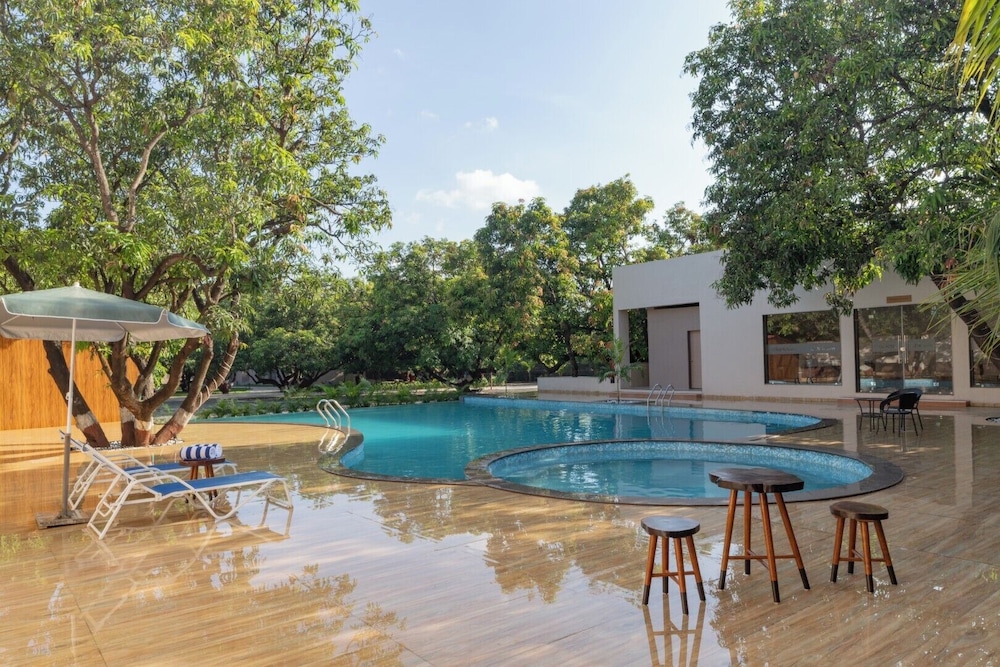 Gir Aatithya Clarks Inn