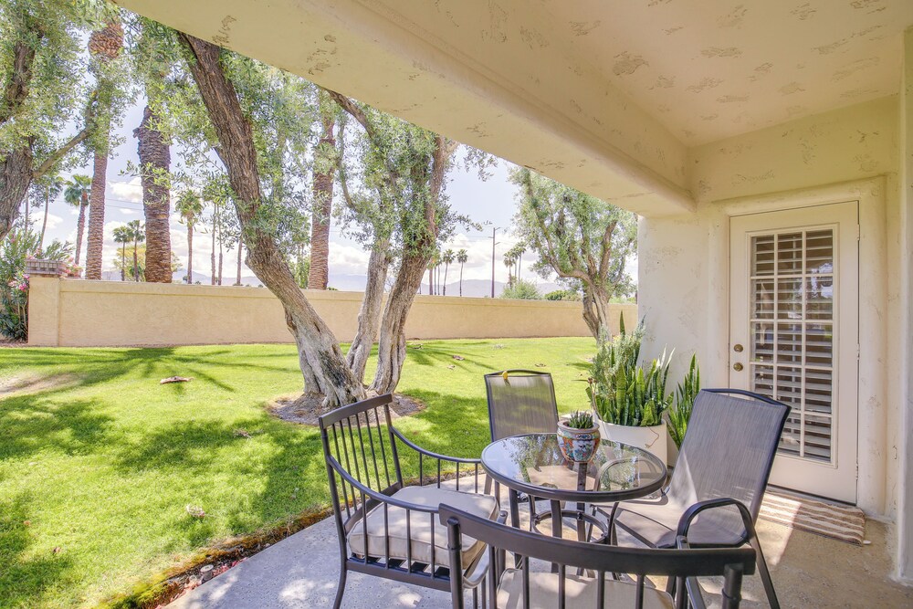 Steps to Community Pool & Spa: Palm Desert Condo!