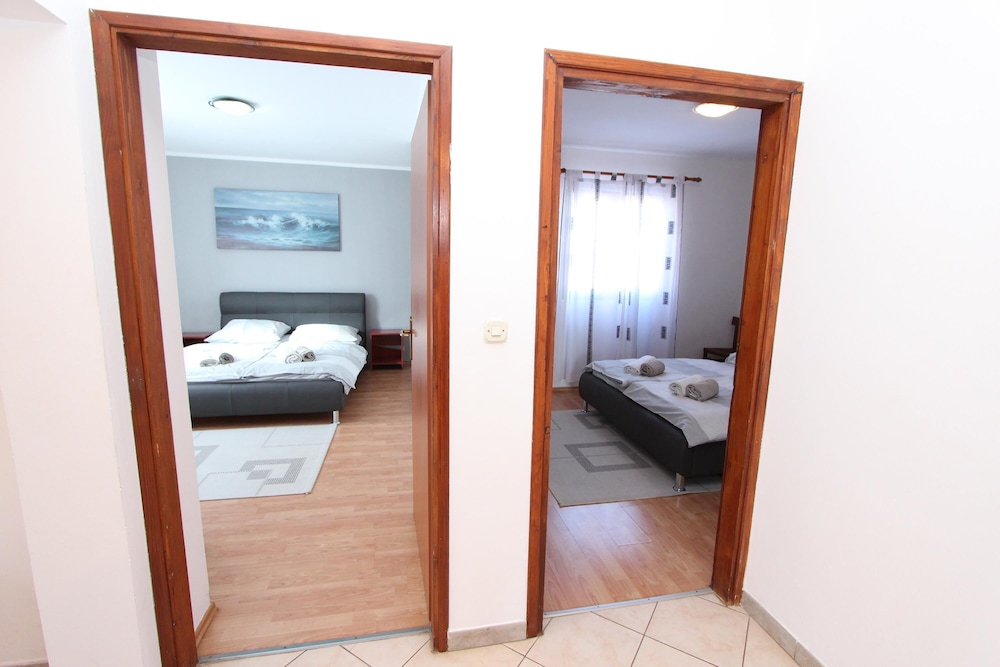 Apartments Rubil view 3