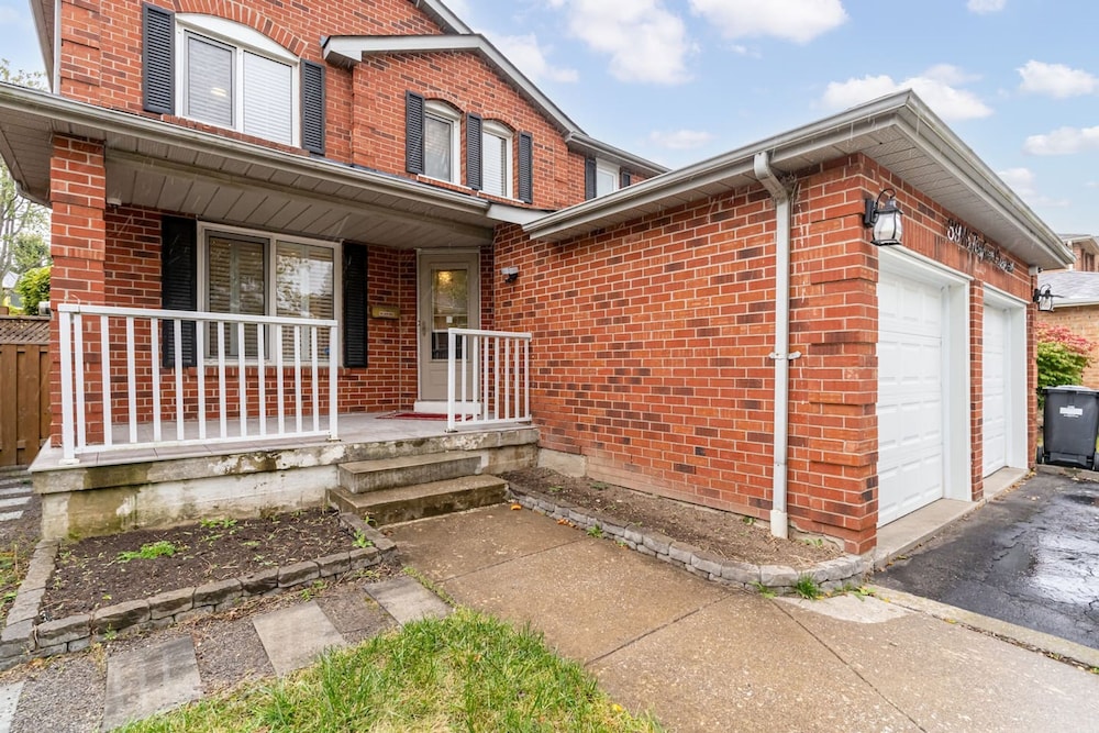 Family Lounge 4BR Crib Patio BBQ