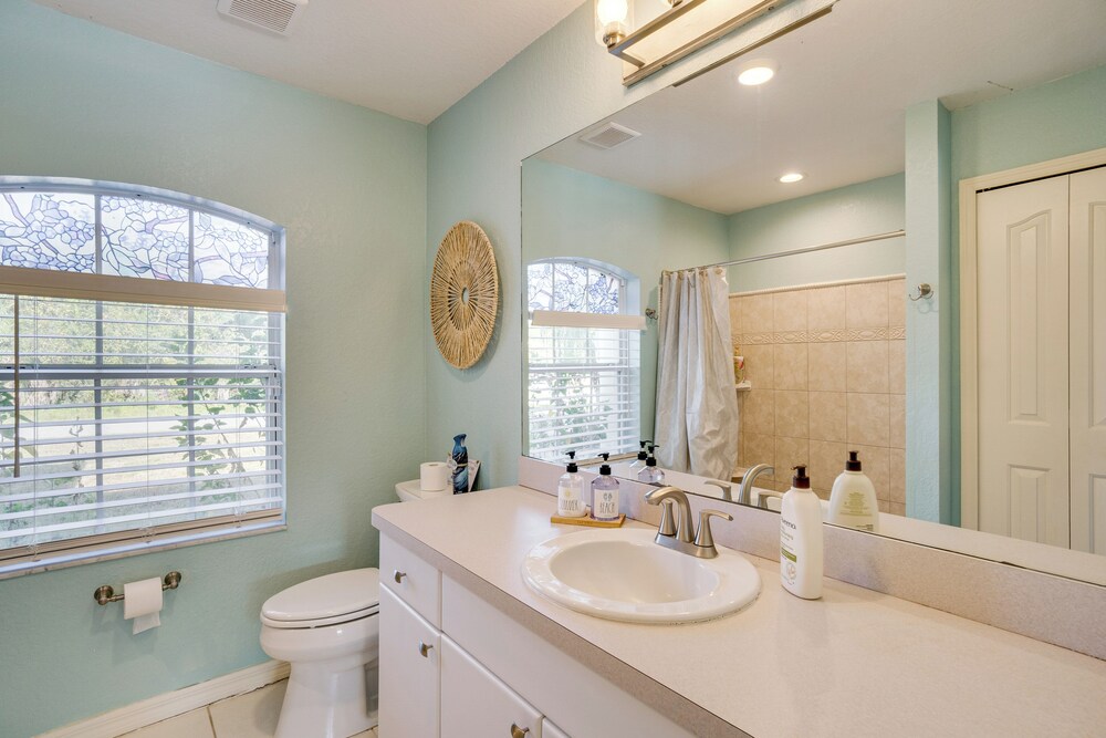 Family Haven w/ Pool! 8 Mi to Warm Mineral Springs
