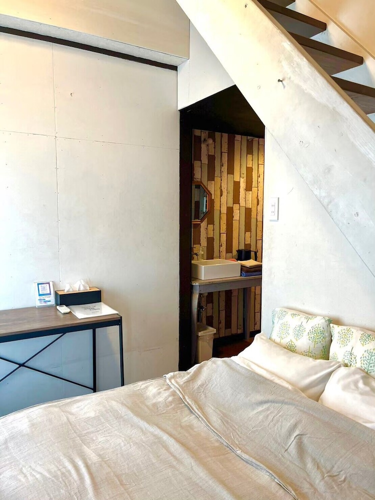 Ohmachi Junxion - Hostel
