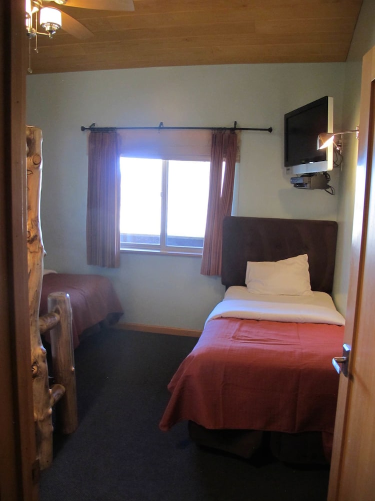 Convict Lake Resort