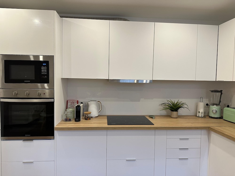 Downtown Faro Luxury Flat With Balcony