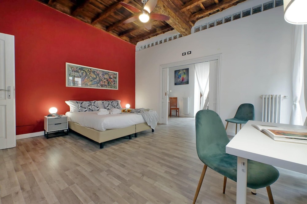 Luxury Navona Apartment