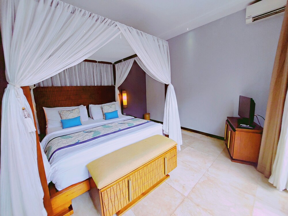 SEMINYAK ICON by Karaniya Experience
