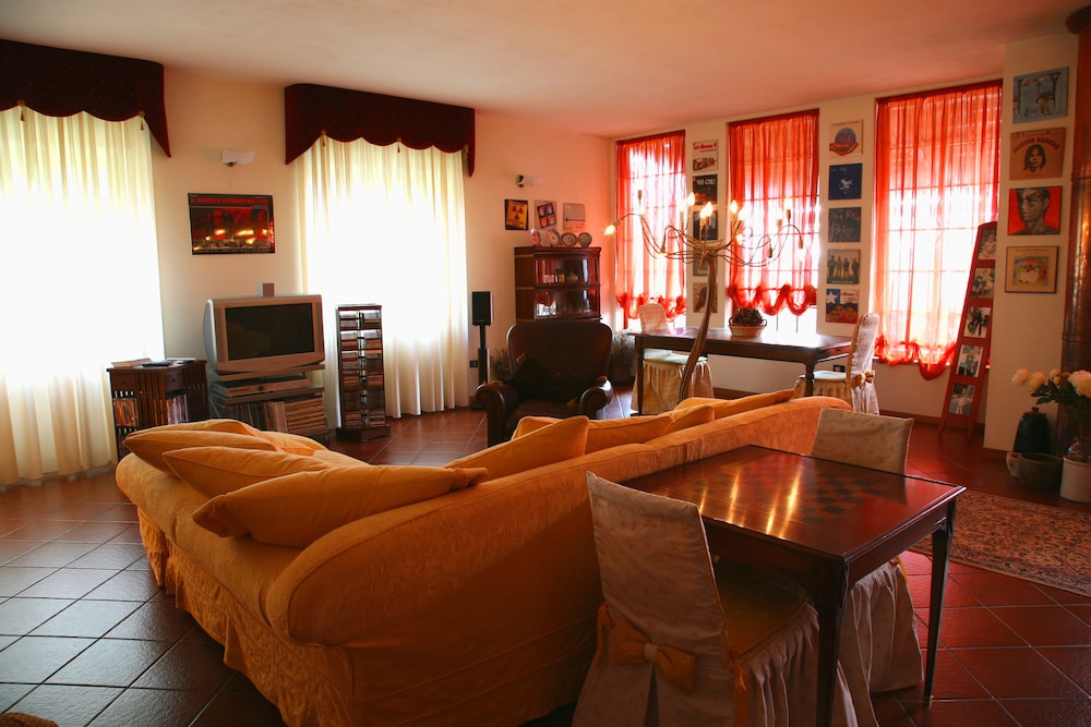 lounge