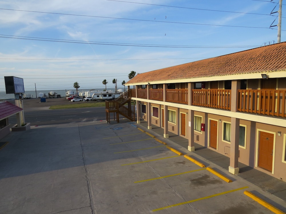 Executive Inn and Suites