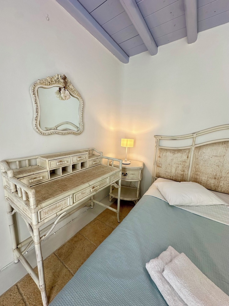 Mimoza Collection suites