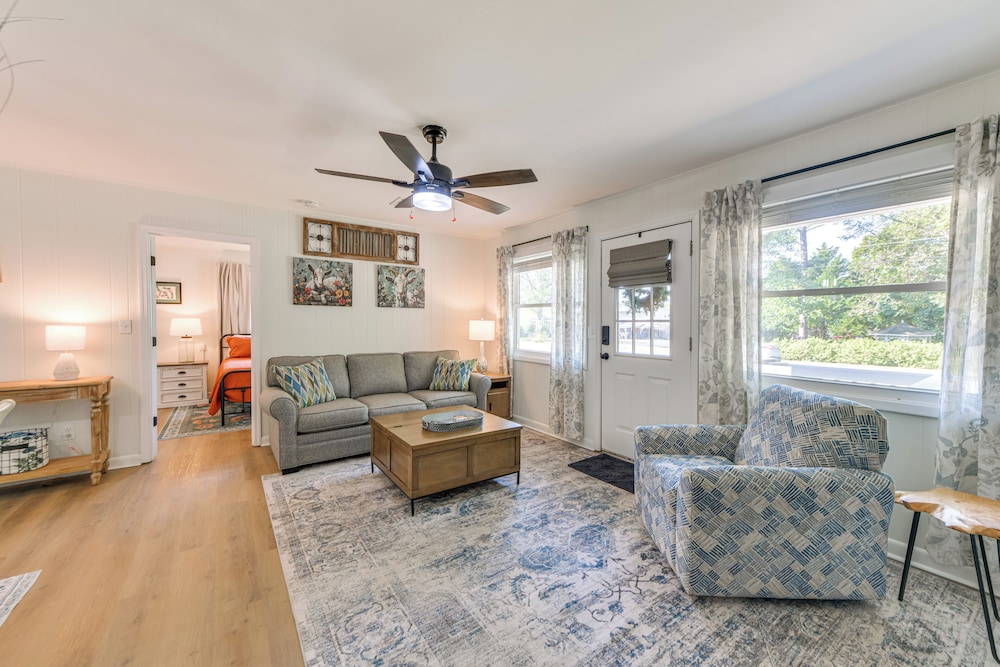 Walk to Dtwn Pine Mountain! 'evergreen Cottage'