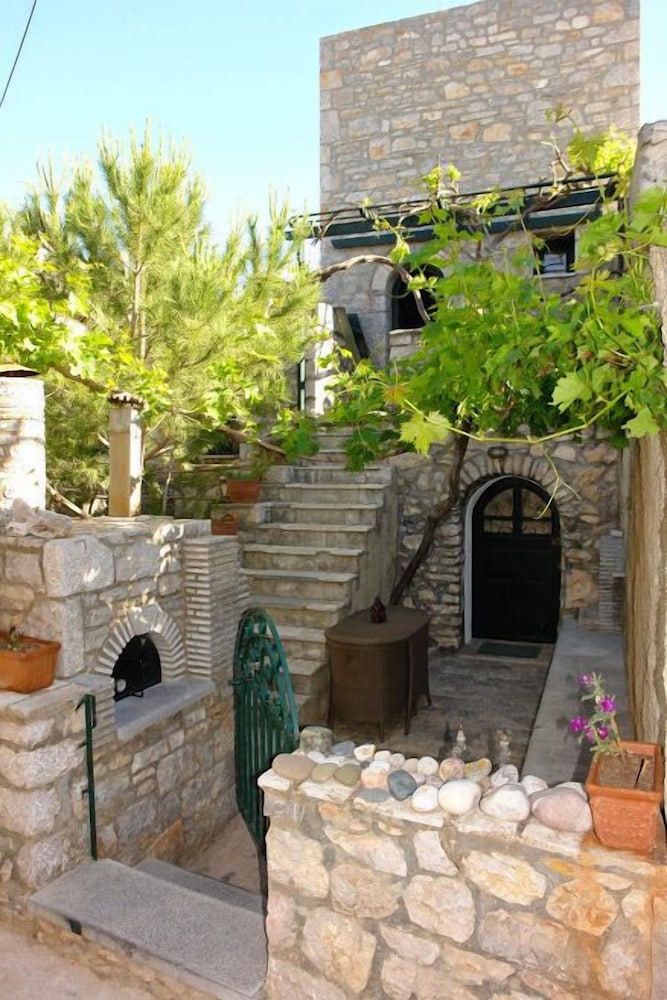 Photo 25