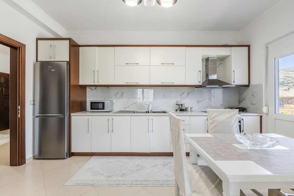 Hometown Apartment 2