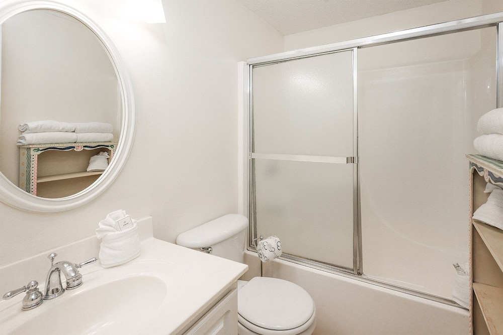 Phoenix X 1513 3 Bedroom Condo